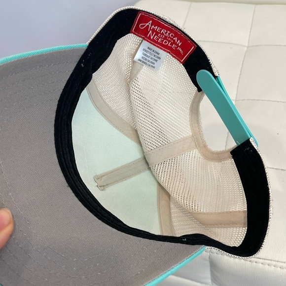 BOWIE Hat - Picture 2 of 2